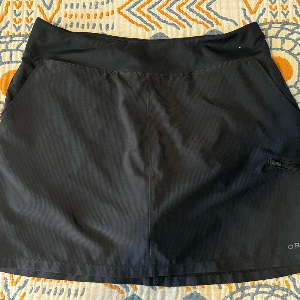 NWOT Orvis Large Black Skort
